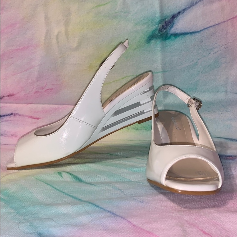 Andrea white low pumps